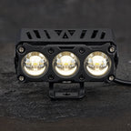 Faro LED auxiliar de frente con sus 3 lupas