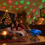 Sala con árbol y figuras láser